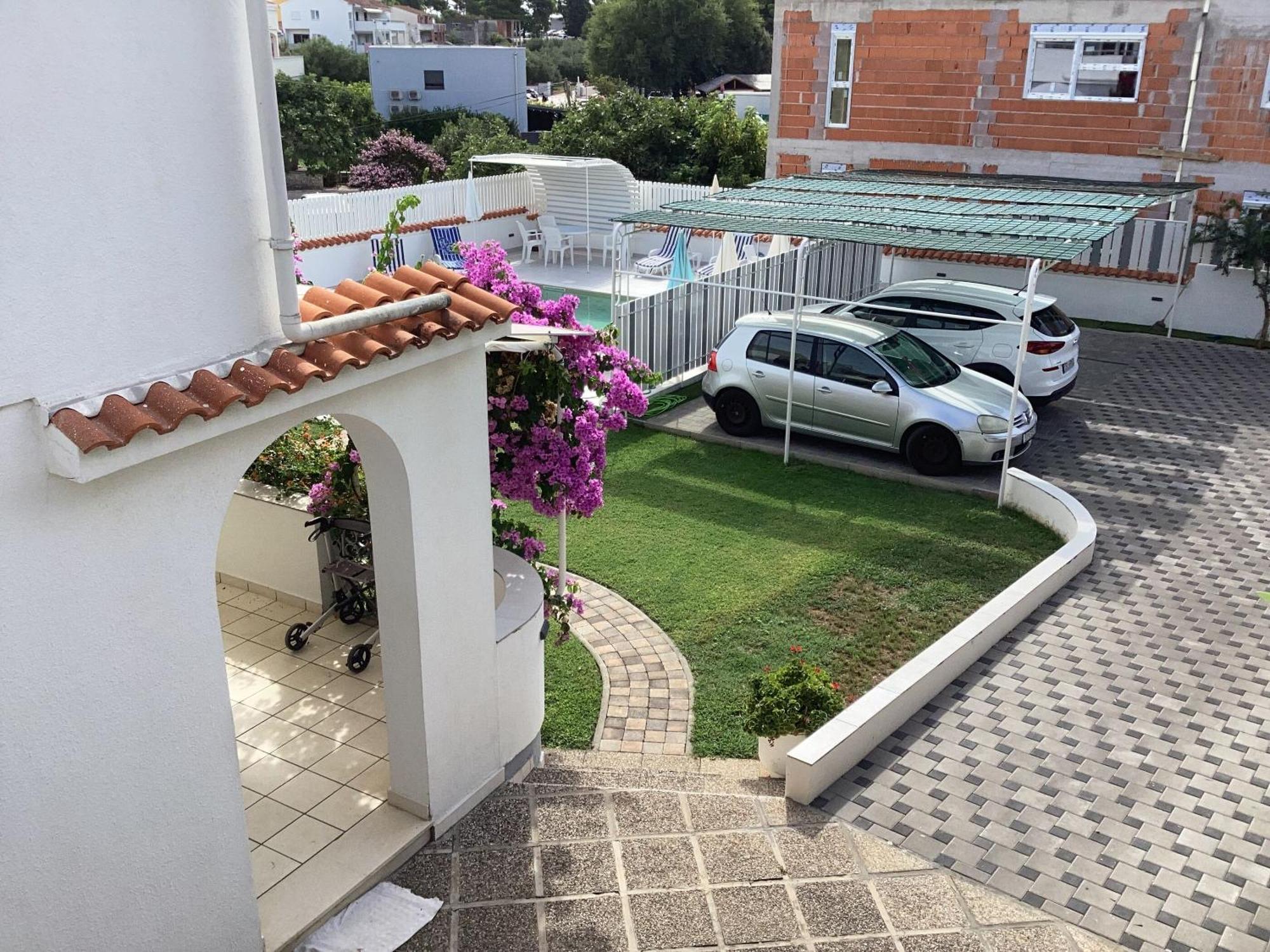 Apartments Manda Vodice Buitenkant foto